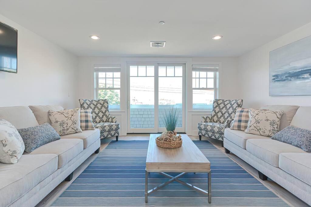 Downtown Plymouth Waterfront Luxury Condos Exterior foto